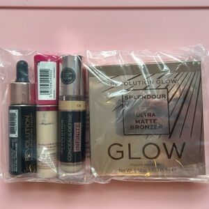 Makeup Revolution Bundle | Highlighter, Concealer & Glow Splendour Bronzer | New